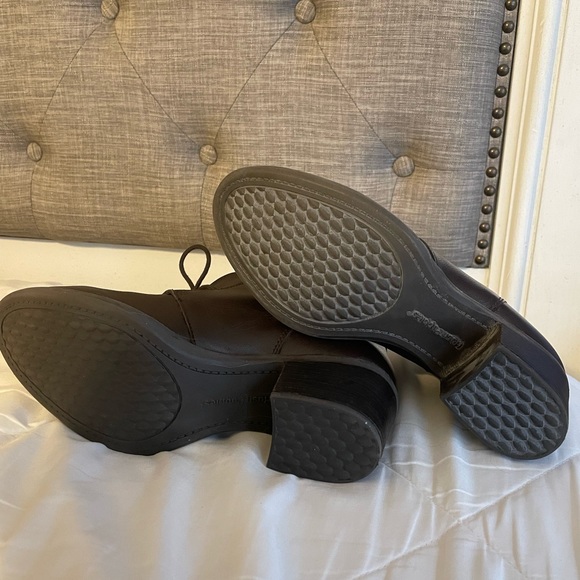 Beautiful chocolate brown booties - Picture 4 of 7